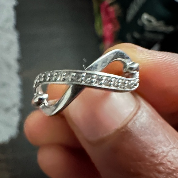EUC Zales infinity promise ring size 9.5 - Picture 4 of 7